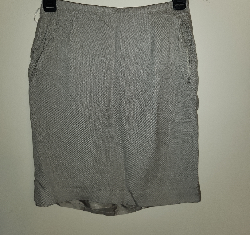 Liz Claiborne Taupe Linen Skirt